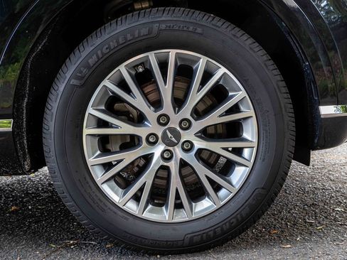 Used 2024 Genesis GV80 2.5T image 26