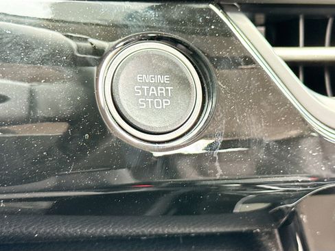 New 2026 Kia Seltos S AWD/4WD image 9