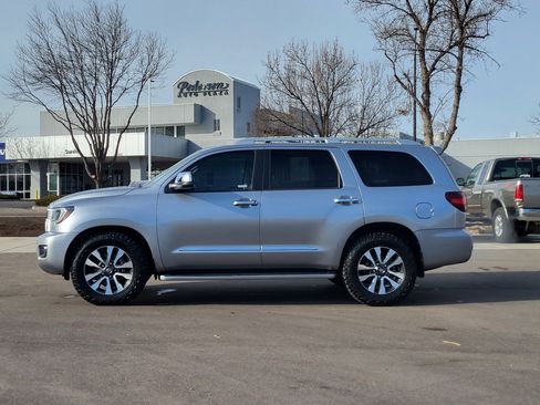 Used 2018 Toyota Sequoia Limited w/ Safety & Convenience Package image 4