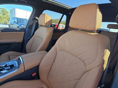 New 2026 BMW X5 xDrive40i w/ M Sport Package image 8