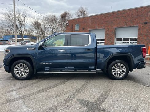 Used 2022 GMC Sierra 1500 Denali w/ Technology Package image 2