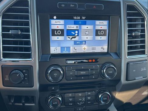 Used 2017 Ford F250 Lariat w/ Chrome Package image 14