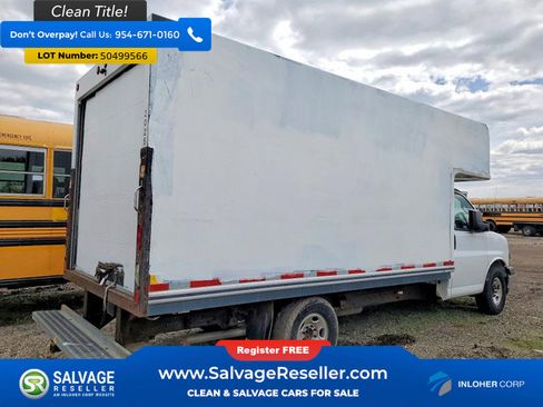 Used 2020 Chevrolet Express 3500 w/ Driver Convenience Package RWD image 4