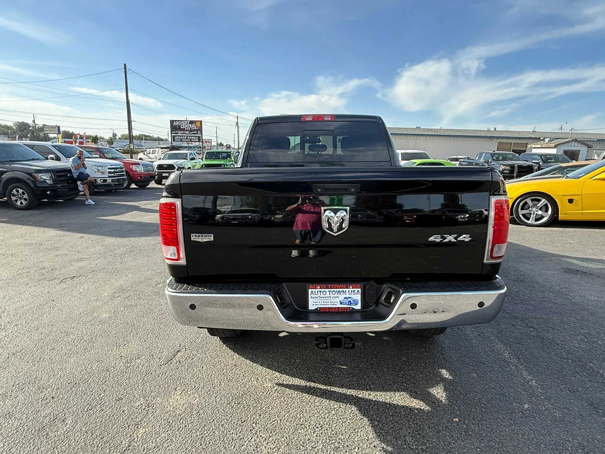 Used 2014 RAM 3500 Laramie AWD/4WD image 4