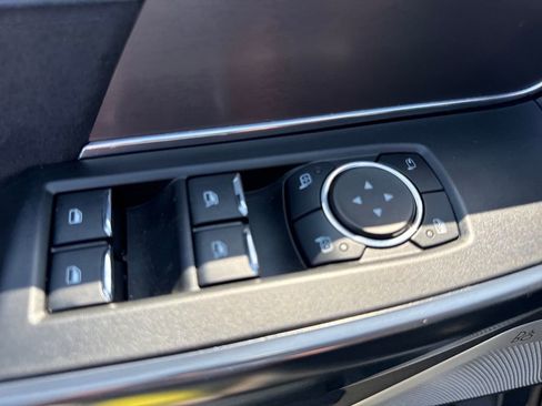 Used 2025 Ford F150 Platinum w/ Equipment Group 702A High AWD/4WD image 24