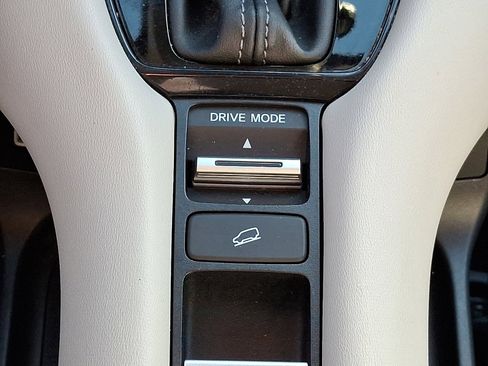 Certified 2023 Honda HR-V LX image 24