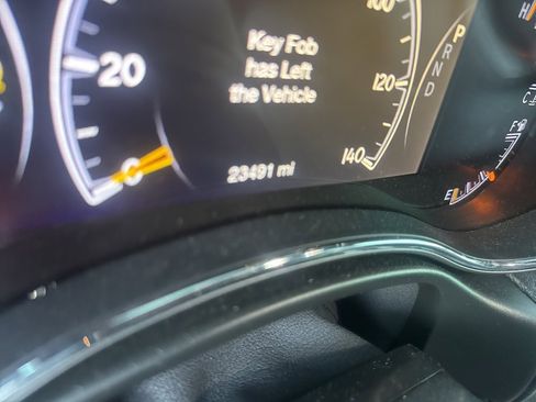 Used 2021 Jeep Grand Cherokee Laredo X image 13