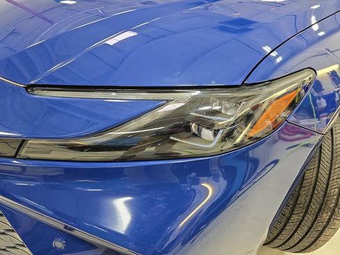 Used 2025 Toyota Camry XLE image 32