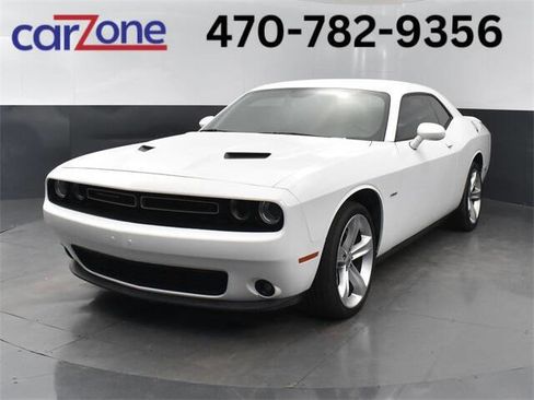 Used 2018 Dodge Challenger R/T image 1