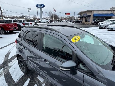 Used 2019 Ford EcoSport SE w/ SE Convenience Package image 7