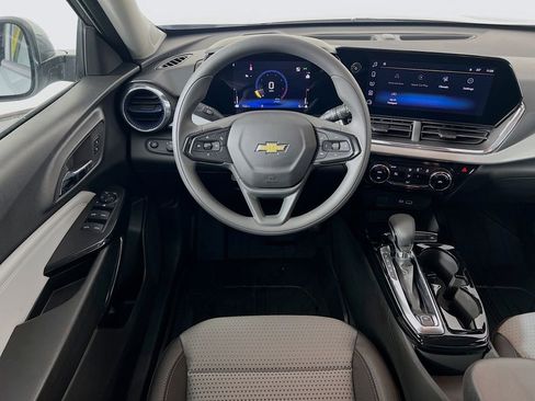 New 2026 Chevrolet Trax LT image 20