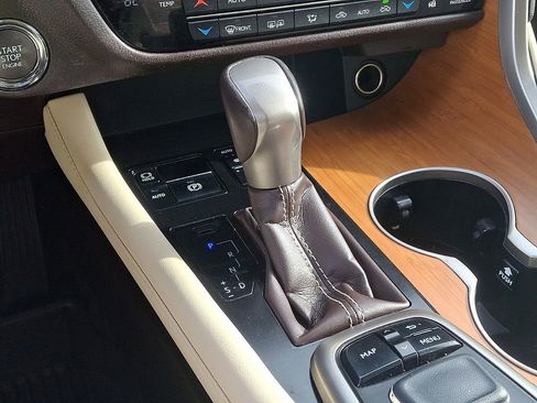 Used 2019 Lexus RX 350 350 w/ Navigation Package image 13