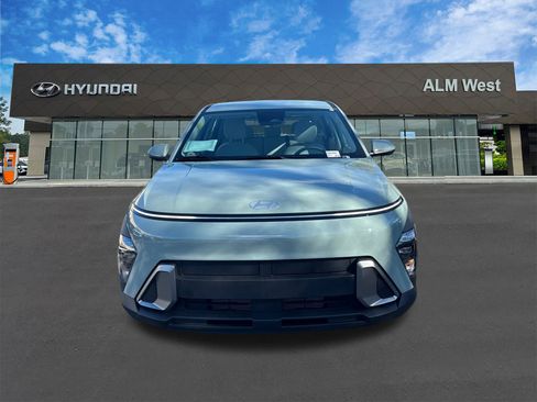 New 2026 Hyundai Kona SE image 2
