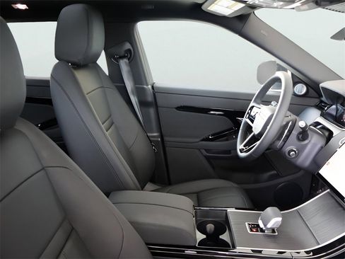 New 2026 Land Rover Range Rover Evoque Dynamic SE image 17