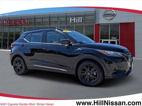 Certified 2024 Nissan Kicks SR w/ SR Premium Package FWD image 1