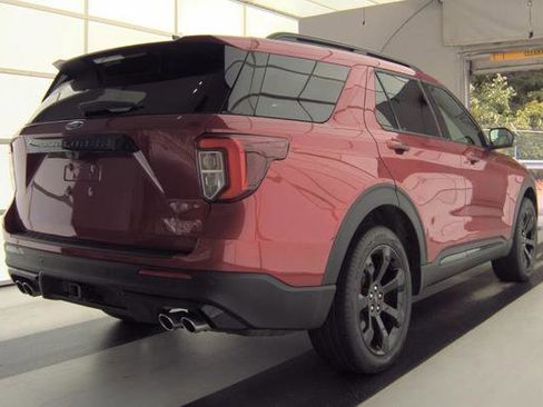 Used 2024 Ford Explorer ST w/ Equipment Group 401A AWD/4WD image 3