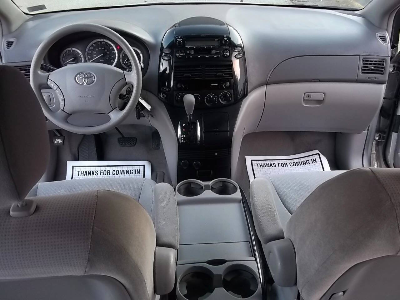 Used 2004 Toyota Sienna LE w/ LE Pkg 7 FWD image 10