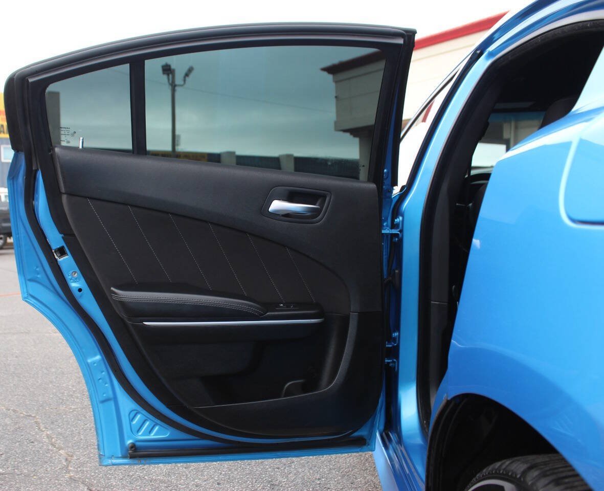 Used 2023 Dodge Charger R/T RWD image 14