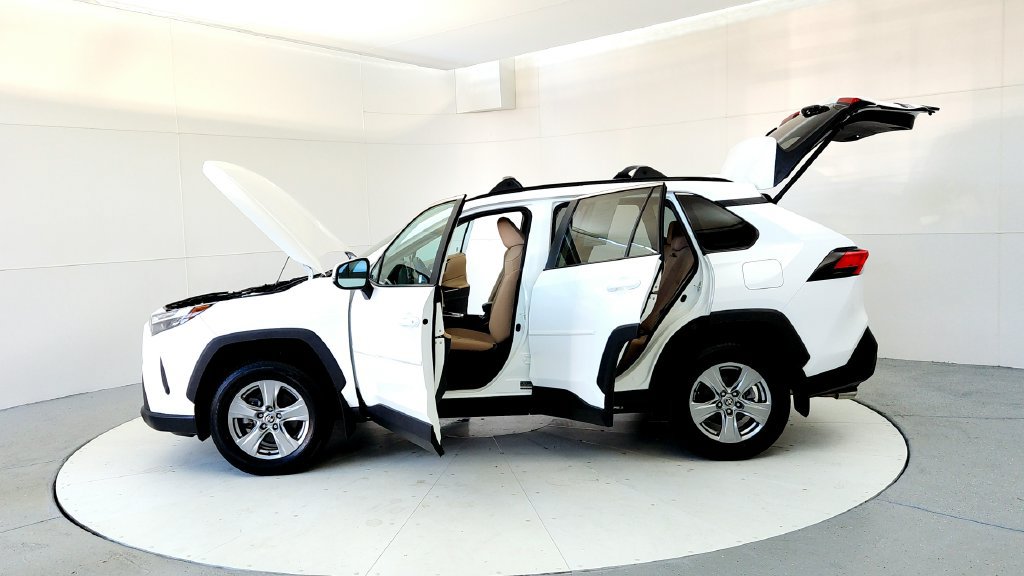 Certified 2024 Toyota RAV4 XLE w/ Convenience Package AWD/4WD image 10