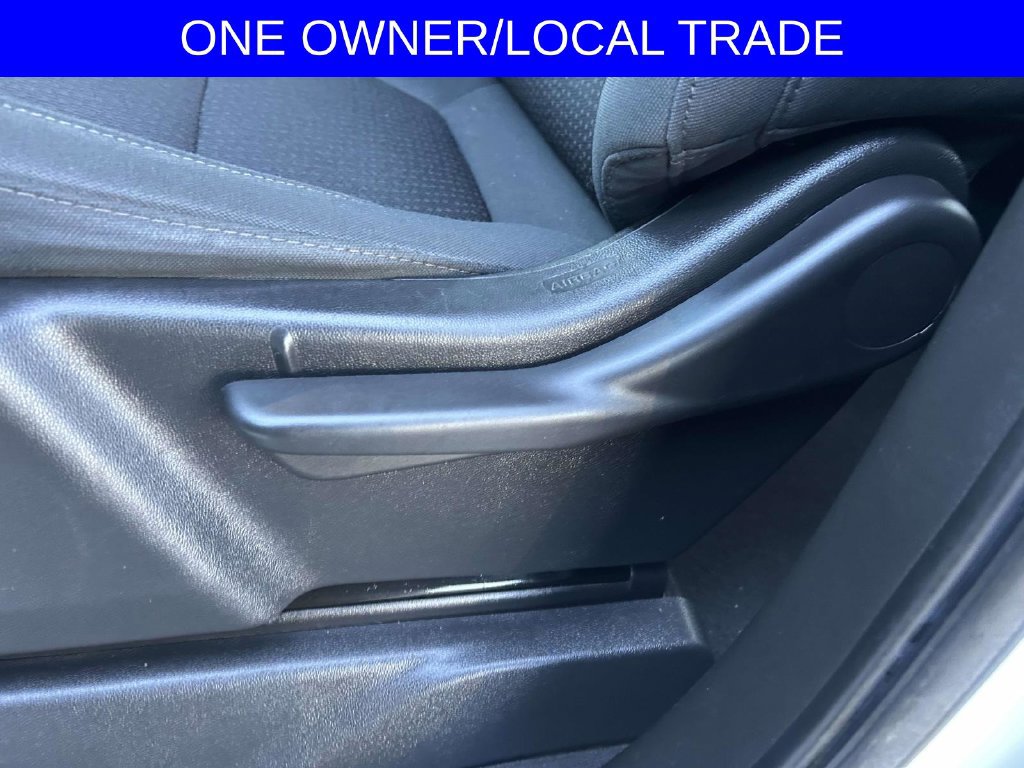Used 2021 Chevrolet Silverado 1500 Custom AWD/4WD image 17