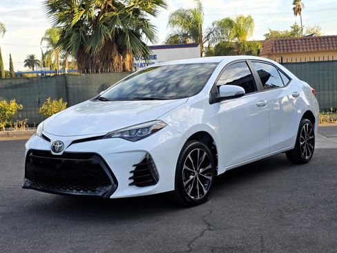 Used 2019 Toyota Corolla SE FWD image 1