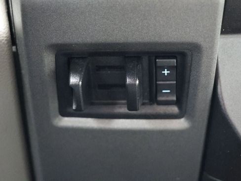 Used 2021 Ford F250 XL w/ Power Equipment Group image 26