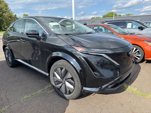 Certified 2023 Nissan Ariya FWD image 2