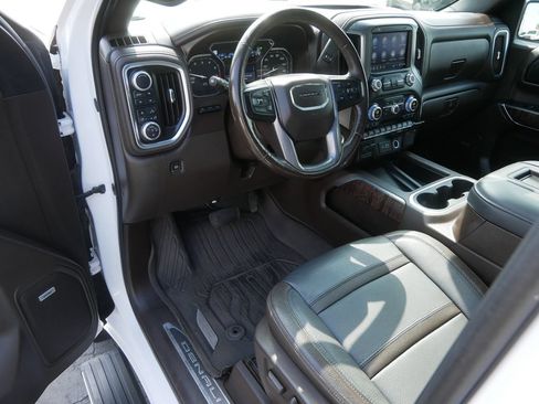 Used 2019 GMC Sierra 1500 Denali w/ Denali Ultimate Package AWD/4WD image 16