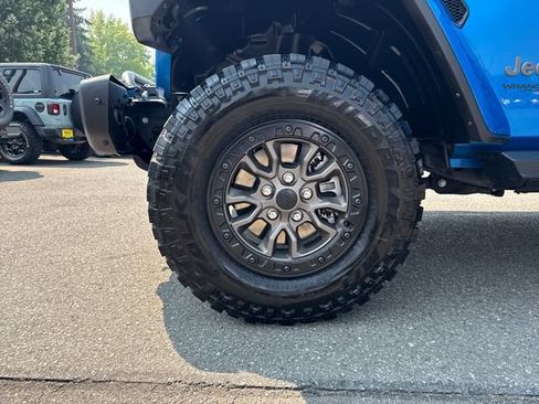 Used 2021 Jeep Wrangler Unlimited Rubicon w/ Trailer Tow Package AWD/4WD image 28