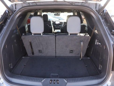 Used 2022 Ford Explorer ST image 7