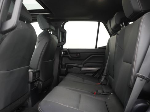 Used 2025 Toyota 4Runner TRD Sport AWD/4WD image 20