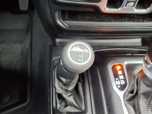 Used 2020 Jeep Gladiator Sport w/ Quick Order Package 24S image 12