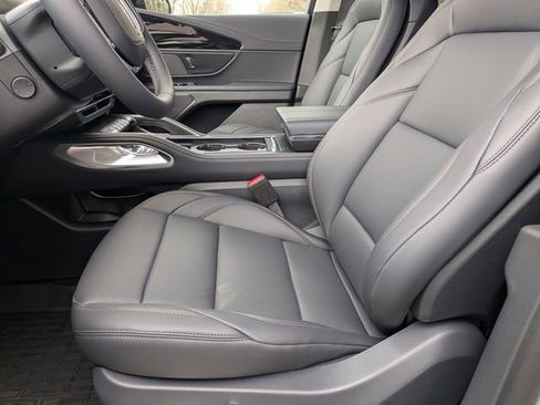 New 2026 Lincoln Nautilus Premier image 18