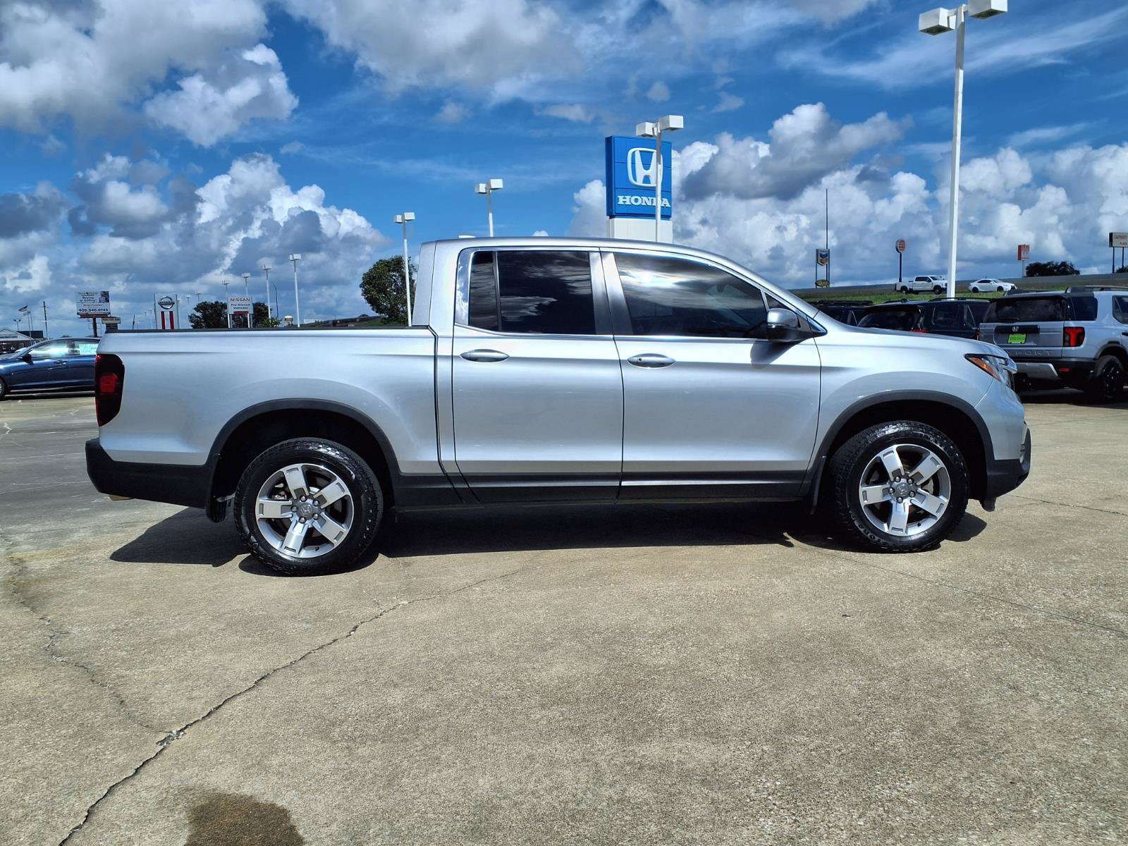 Used 2025 Honda Ridgeline RTL image 8