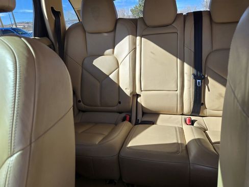 Used 2011 Porsche Cayenne S image 18