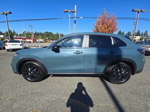 Used 2025 Honda HR-V Sport image 4