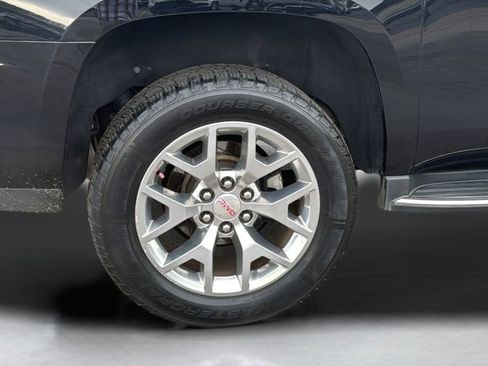 Used 2018 GMC Yukon XL SLT w/ Open Road Package image 17