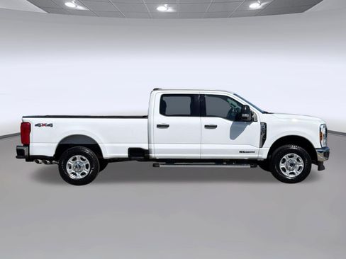 Used 2025 Ford F250 XLT AWD/4WD image 7
