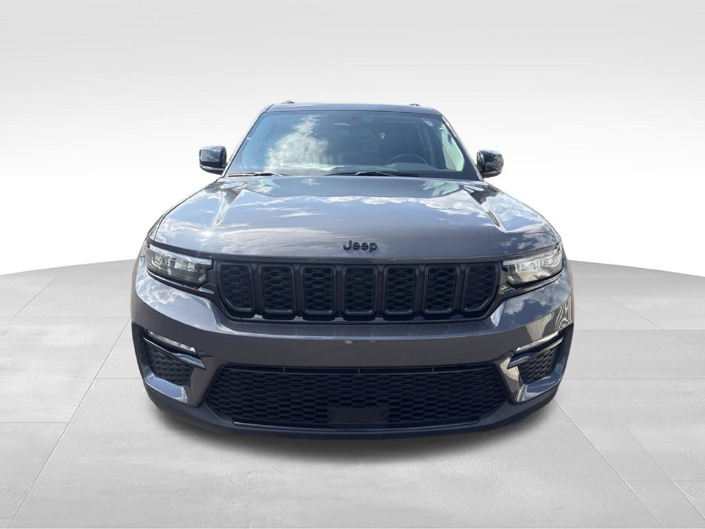 Certified 2024 Jeep Grand Cherokee Limited w/ Black Appearance Package AWD/4WD image 10