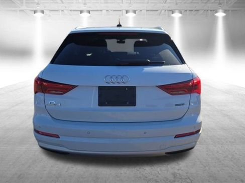 Used 2022 Audi Q3 2.0T Premium image 10