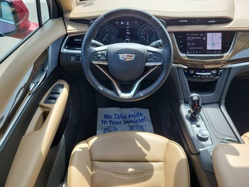 Used 2025 Cadillac XT6 Premium Luxury w/ Platinum Package AWD/4WD image 15