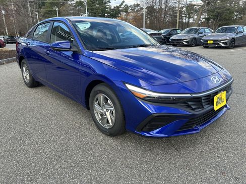 New 2026 Hyundai Elantra SE image 9