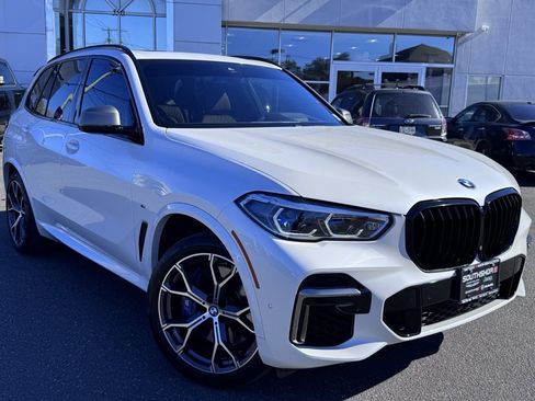 Used 2022 BMW X5 M50i w/ Executive Package image 1