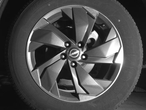 Used 2025 Nissan Rogue SV image 14