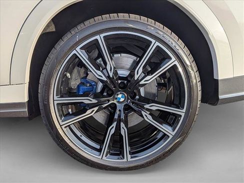 New 2026 BMW X6 M60i image 10
