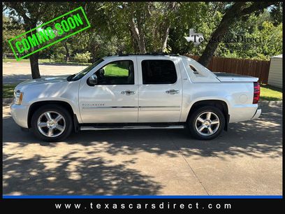 Used 2011 Chevrolet Avalanche LTZ