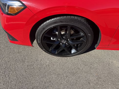 Certified 2024 Honda Civic Sport image 12