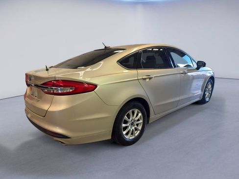 Used 2017 Ford Fusion S FWD image 8