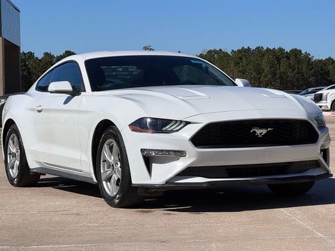 Used 2020 Ford Mustang Coupe image 7