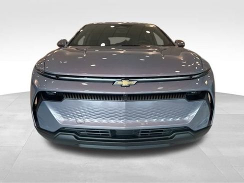 New 2026 Chevrolet Equinox EV LT image 7